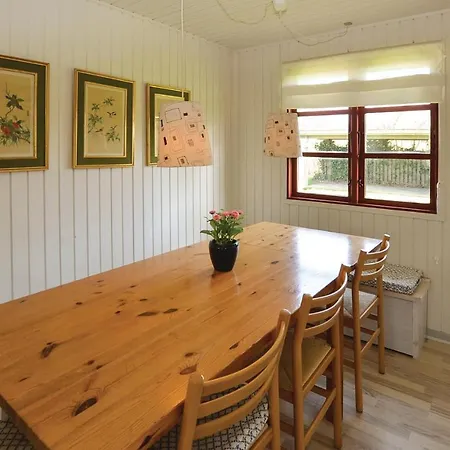 Tatil Evi Three-bedroom Holiday In Sydals *